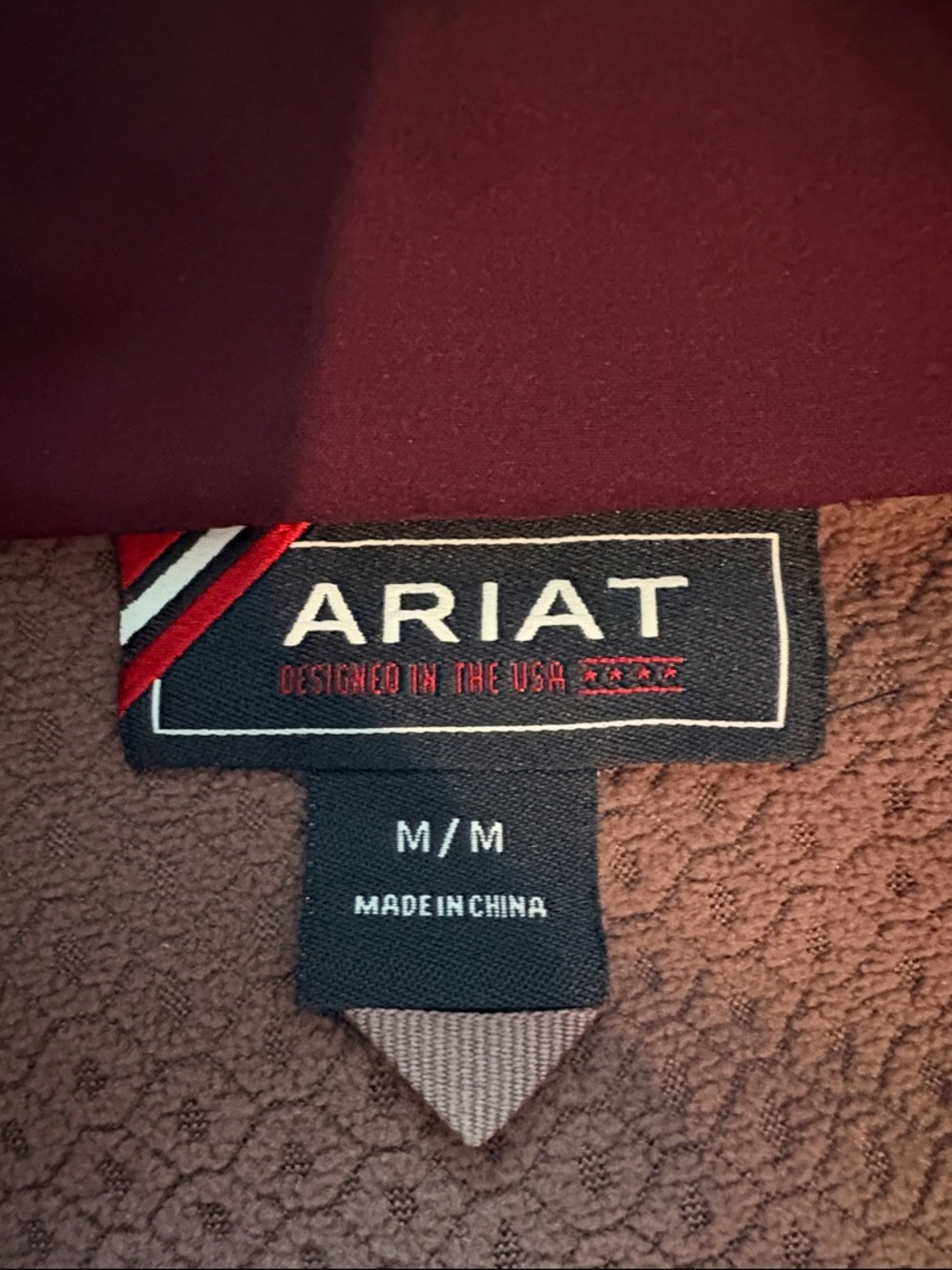 Ariat Burgundy Full-Zip Softshell Jacket with Sleeve Logo - Picture 2 of 7
